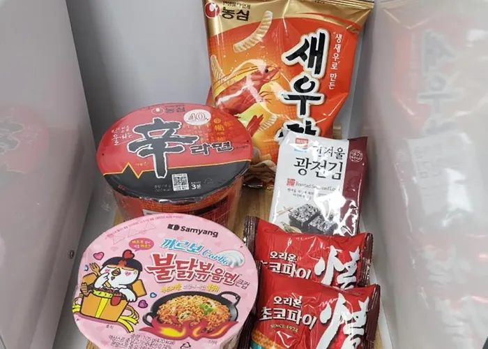 Mapo Station 2min, Spacious 2 Rooms, Queen Bed, 15min To Hongdae, Yeouido, Gwanghwamun By Subway Apartamento Seúl